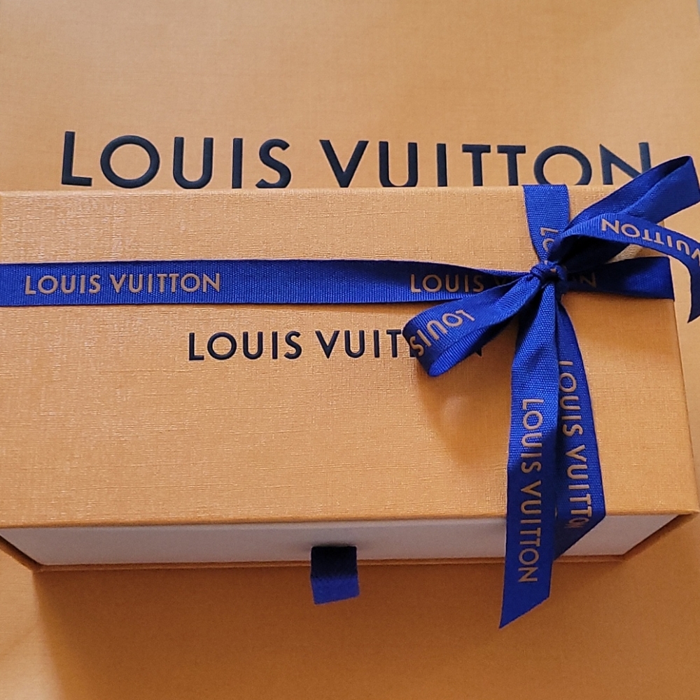 Louis Vuitton paperbag, box and receipt holder